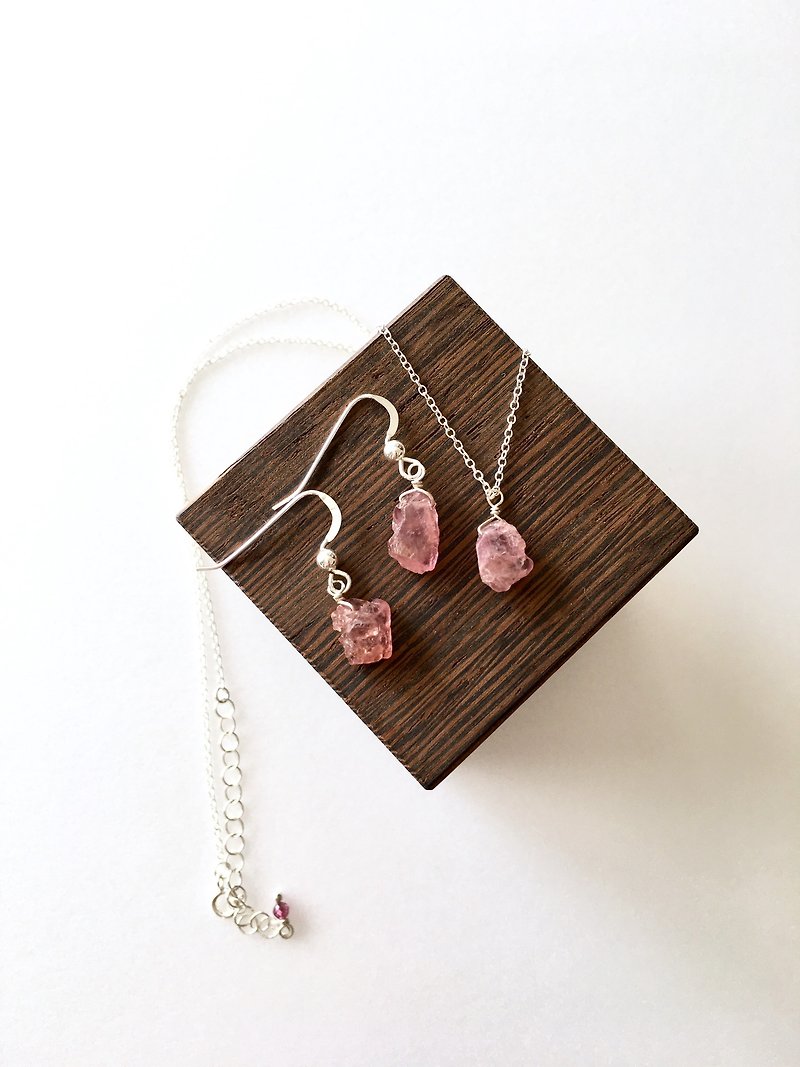 Sapphire rock stone set-up hook-earring and necklace all SV925 - Necklaces - Semi-Precious Stones Pink