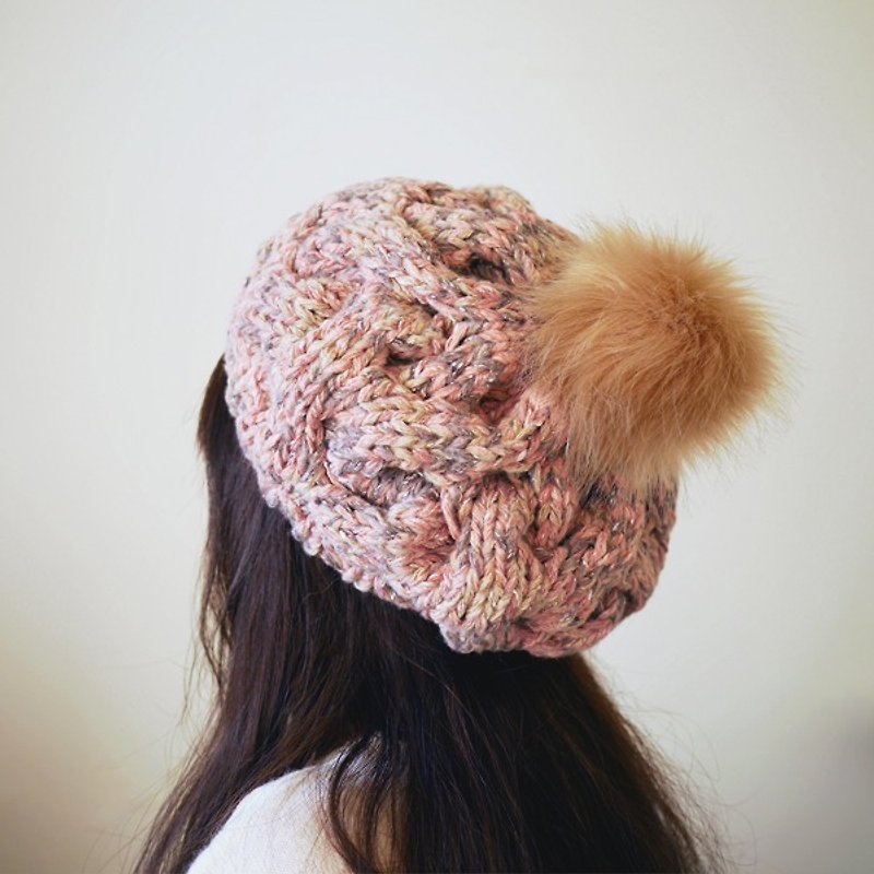 出清-粗針麻花可拆毛球針織毛線貝蕾帽-森林野木莓 - 帽子 - 羊毛 紅色