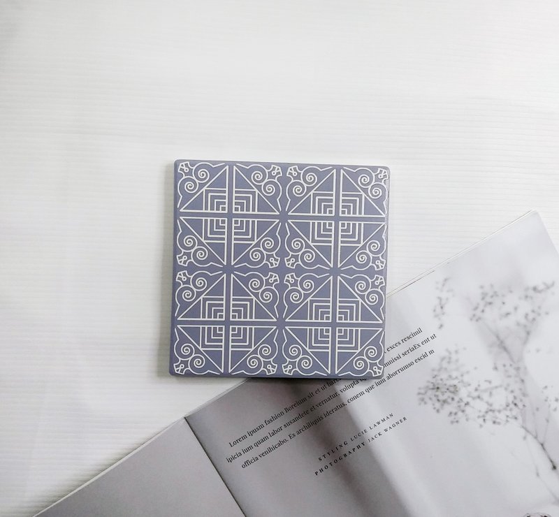 陶瓷花磚杯墊_-灰色纏繞繁花∣禮物∣入厝禮∣擺飾-上釉款 - 杯墊 - 陶 灰色
