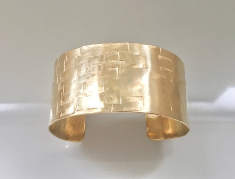 Brass bangle "To the city" - สร้อยข้อมือ - โลหะ 