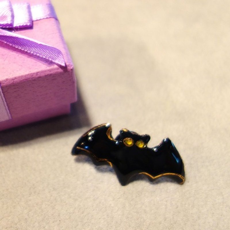 Halloween Bat Cloisonne Pin Brooch - เข็มกลัด/พิน - โลหะ สีดำ