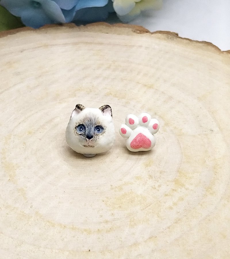 Handmade Siamese cat Stud Earrings - Earrings & Clip-ons - Clay Gray