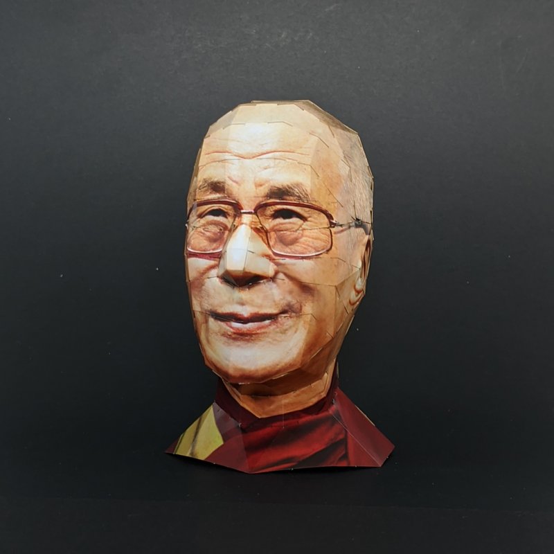 達賴喇嘛 Dalia Lama 世界名人| 免剪貼紙模型 - 木工/竹藝/紙雕 - 紙 多色
