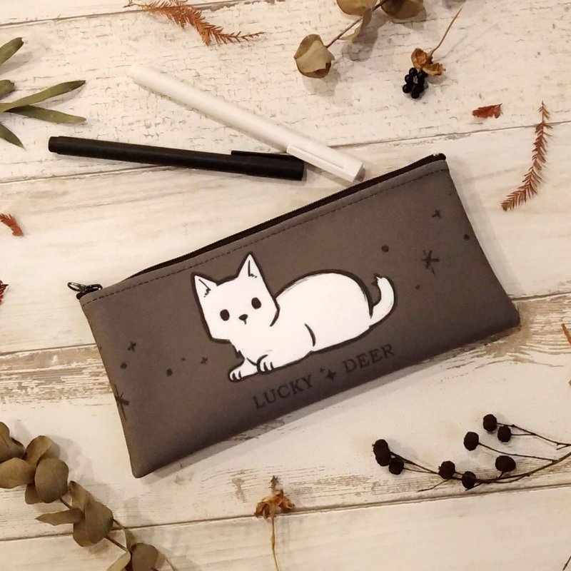 Thick cloth pencil case // White Cat 2.0 - กล่องดินสอ/ถุงดินสอ - ผ้าฝ้าย/ผ้าลินิน สีนำ้ตาล