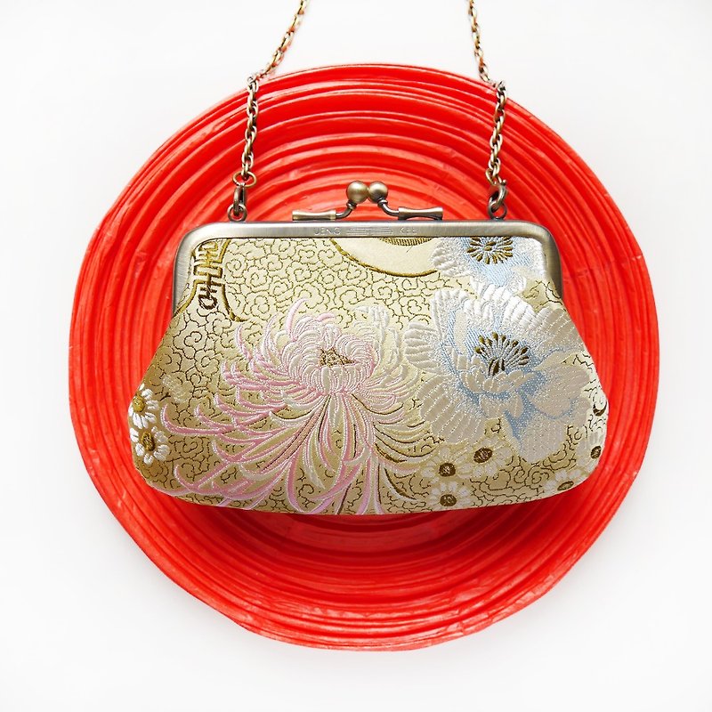 Three Mrs. Meishankou gold buns mother bag / coin purse / shoulder bag [made in Taiwan] - Messenger Bags & Sling Bags - Other Metals Gold