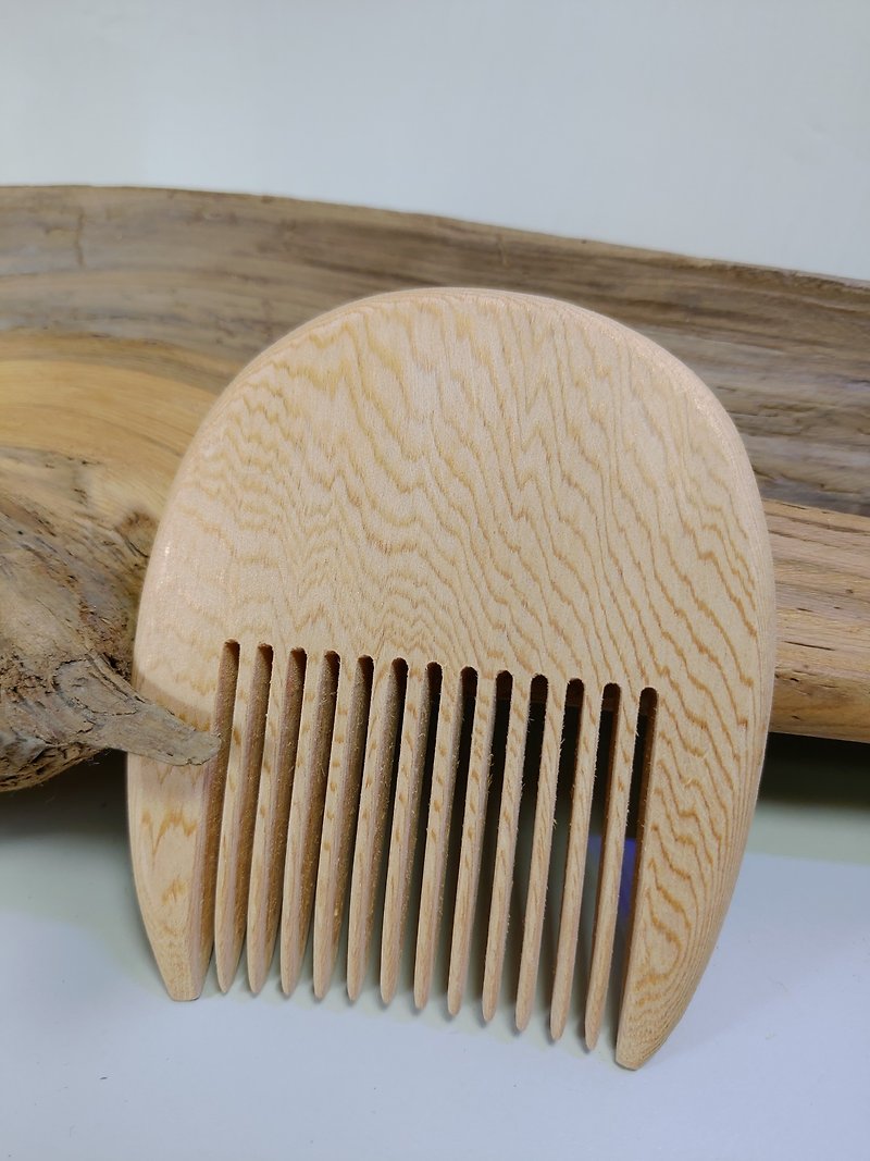 ~Taiwan red eucalyptus hand comb ~ sister head shape (S) - Other - Wood 