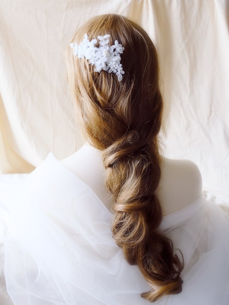 繡線 髮飾 白色 - Bridal headpiece lace hair comb / White wedding hair accessories  新娘飾品 蕾絲頭飾