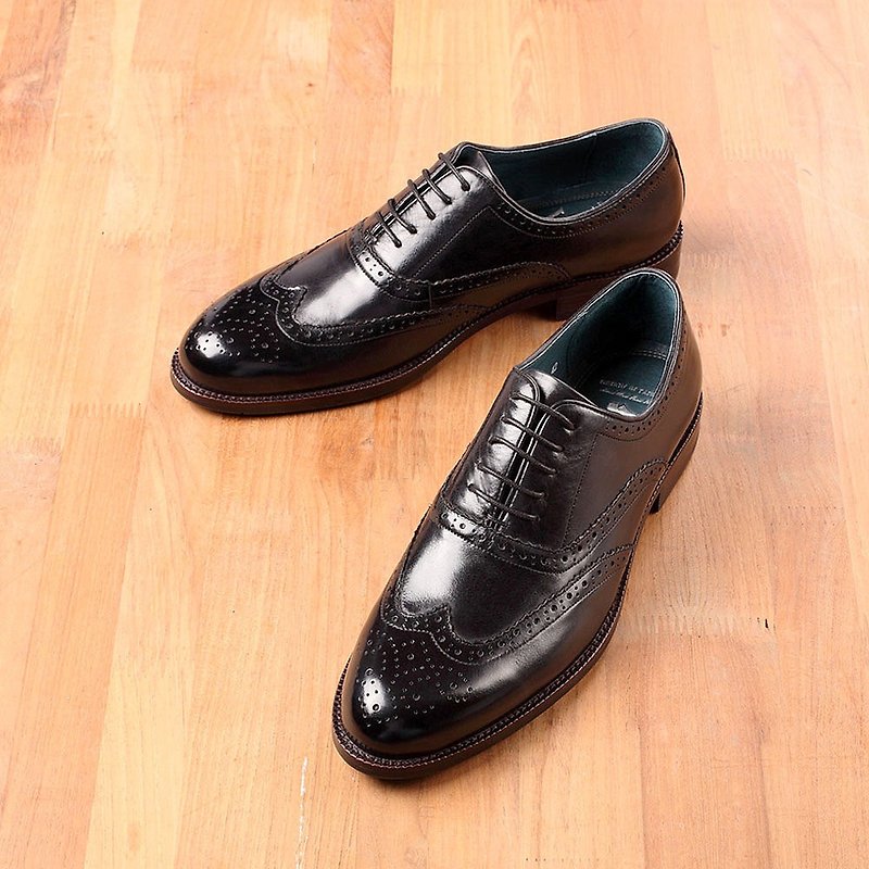 Vanger 英倫復古鋸齒翼紋雕花牛津鞋 Va231黑 - 男休閒鞋 - 真皮 黑色