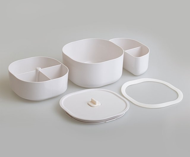 Bento boxes of the week: Muji's plain white bento boxes