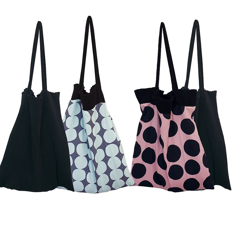 Pleat Bag , Reversible bag 日式 黑色簡約 休閒 時尚 新款 百摺袋 單肩袋 購物袋 純色 內有花款  皺褶清晰 隨身攜帶 - กระเป๋าถือ - เส้นใยสังเคราะห์ 