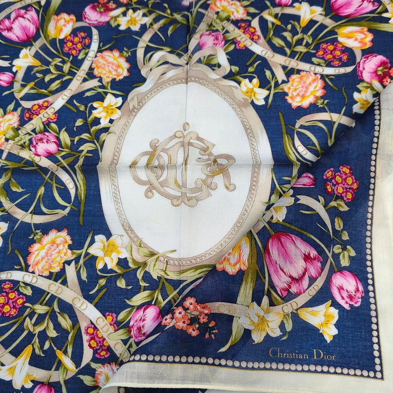 Christian Dior Vintage Handkerchief Sweet Floral 19 x 18.5 inches Gifts for Her - 手帕 - 棉．麻 藍色