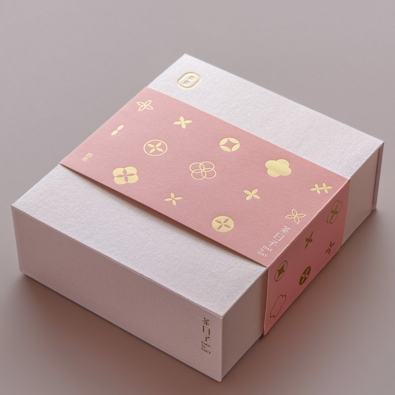 [Valentine's Day Gift Box] Hundred Flowers Gift Box | 2 cans in Valentine's Day/Mother's Day/Graduation Gift Box - ชา - อาหารสด สีเทา