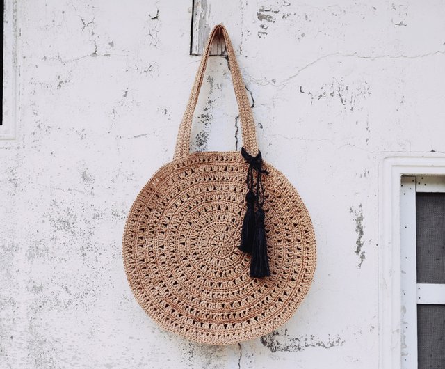 hand shoulder bag