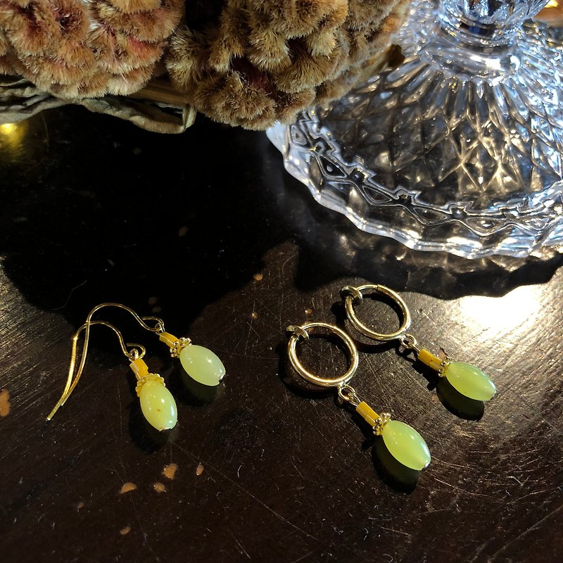 Summer Lyme pin / clip earrings - Earrings & Clip-ons - Gemstone Yellow
