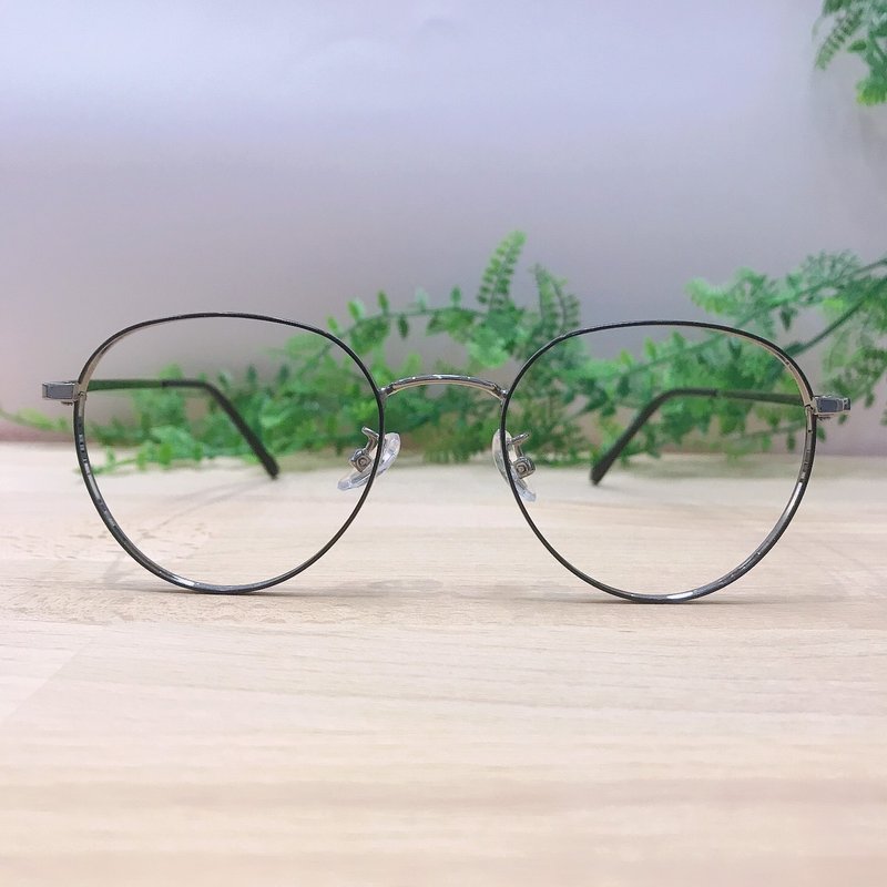 サイトで最高級のUV420ブルーライトフィルター0度メガネ│限定ブラックとシルバーカラーのチタン合金メタルフレームW77 - 眼鏡・メガネフレーム - 金属 ブラック