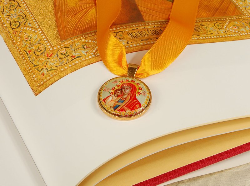 Unique icon pendant Virgin Mary religious Orthodox Christmas Gift Wrapping - สร้อยคอ - วัสดุอื่นๆ 