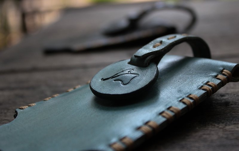 Papacraft  Keycase #1 / Papacraft Keycase#2 / Car keycase/ Leather keycase / Handmade keycase/ Leather car key wafer - 鑰匙圈/鑰匙包 - 真皮 綠色