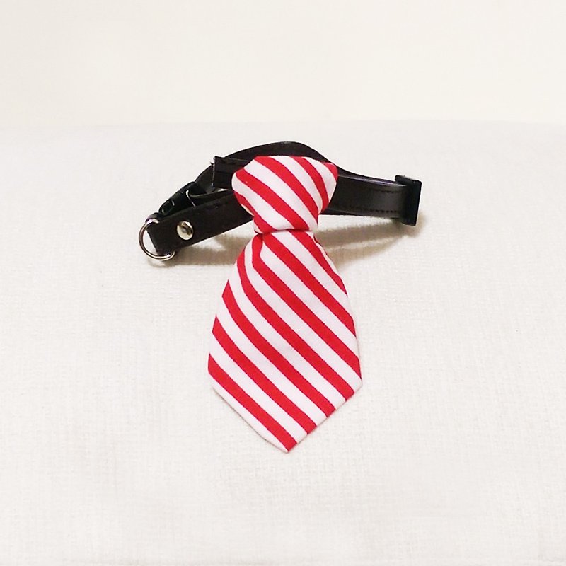 Ella Wang Design Tie pet bow tie cat and dog red and white stripes - ปลอกคอ - ผ้าฝ้าย/ผ้าลินิน สีแดง