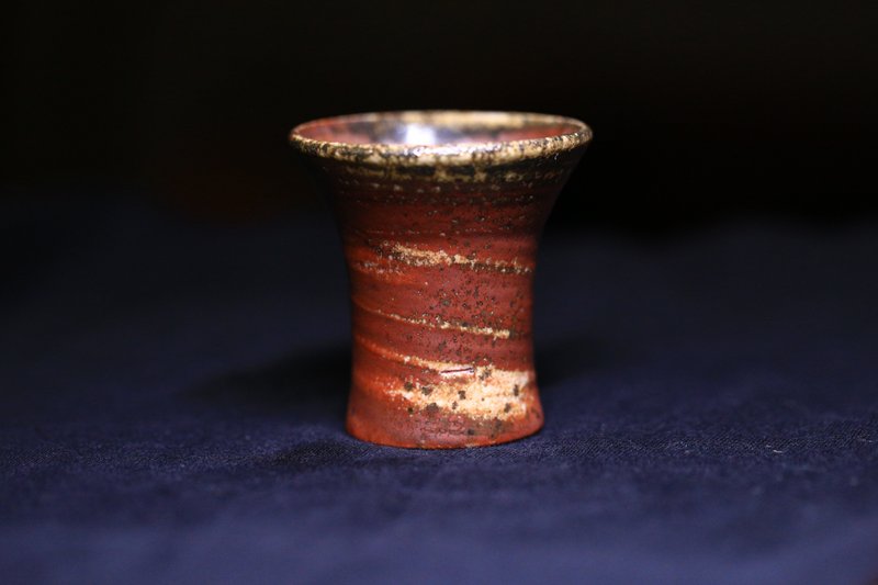 【 柴燒 】銀河環 自然落灰 茶杯 酒杯 品茗杯 - 茶壺/茶杯/茶具 - 陶 咖啡色