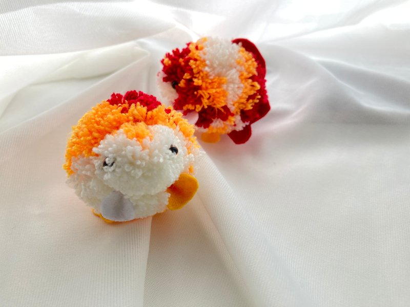 GoldfishPomPom - Charms - Polyester Multicolor