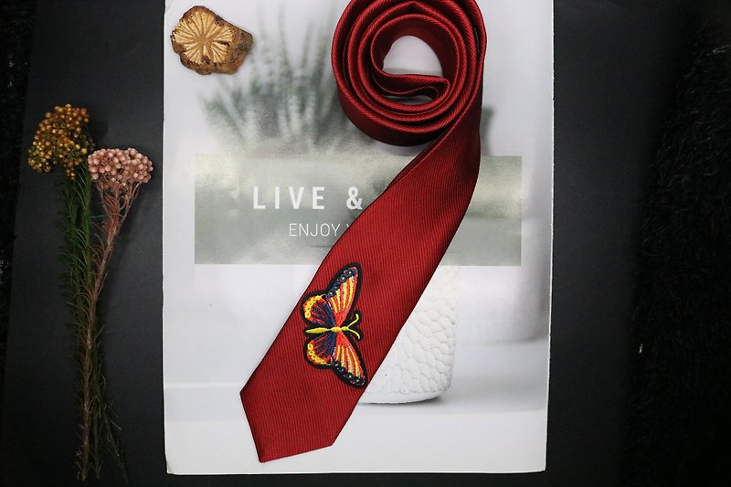 Red butterfly embroidered tie handsome fried male tie - Ties & Tie Clips - Polyester Red