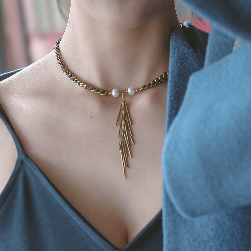 Bronze Fishbone pearl - necklace - สร้อยคอ - โลหะ สีทอง
