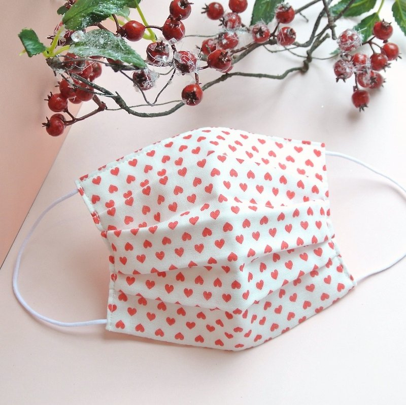 Valentines day small gift | Comfortable handmade mask Heart White | TEMARIYA - マスク - コットン・麻 ホワイト