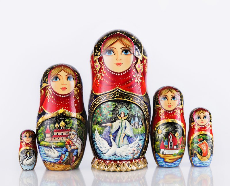 Matryoshka Swan princess folkart Nesting dolls Wooden nesting dolls - ของวางตกแต่ง - ไม้ 