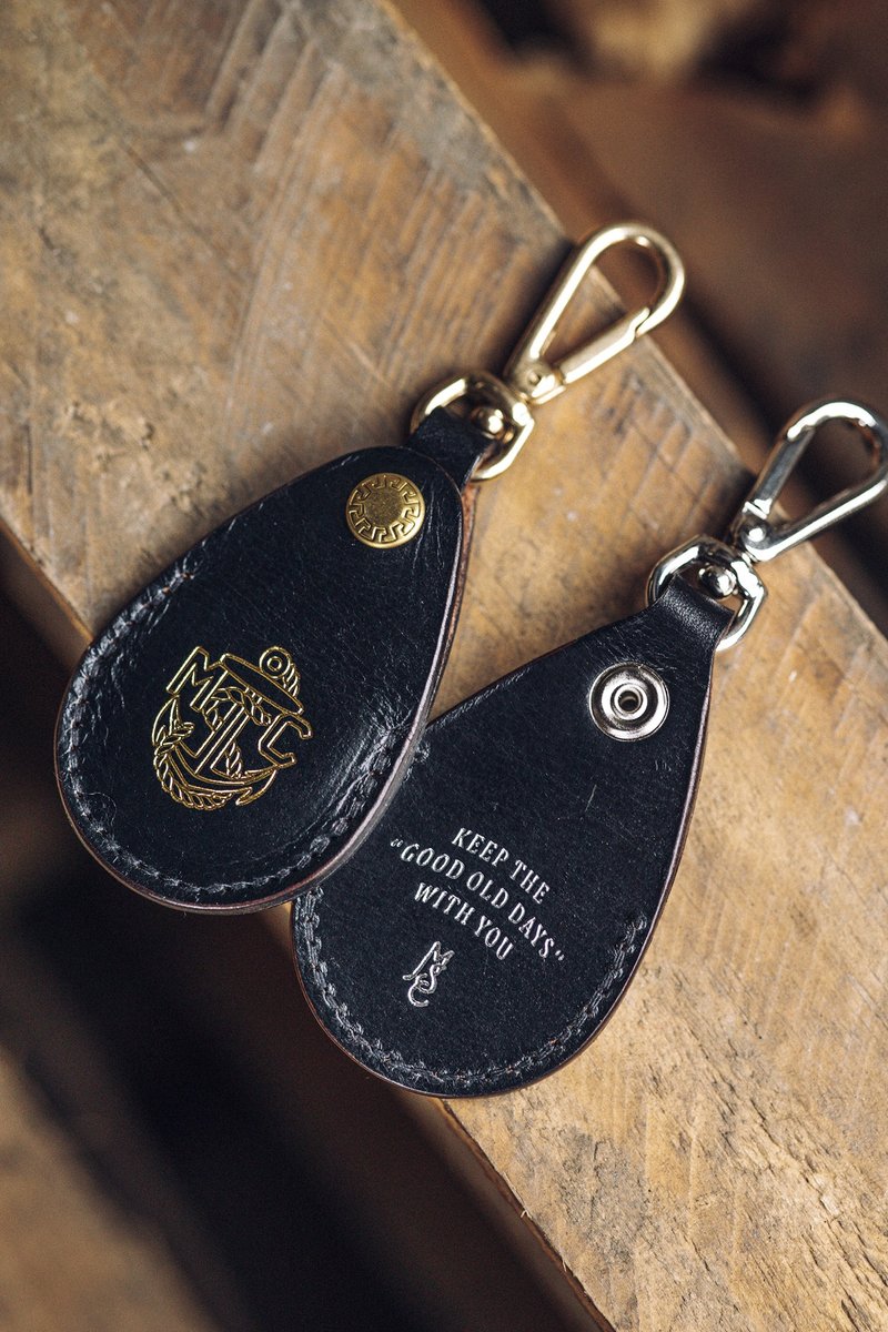 【METALIZE】MSC Sea Anchor Sensor Buckle & Air Tag Leather Keyring - ที่ห้อยกุญแจ - หนังแท้ 