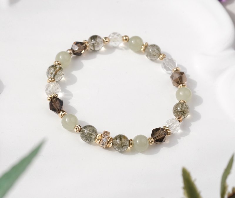 Deep in the Bamboo Forest, Hetian Jade Green Hair Crystal Citrine Bracelet - Calm and peaceful - สร้อยข้อมือ - คริสตัล สีเขียว