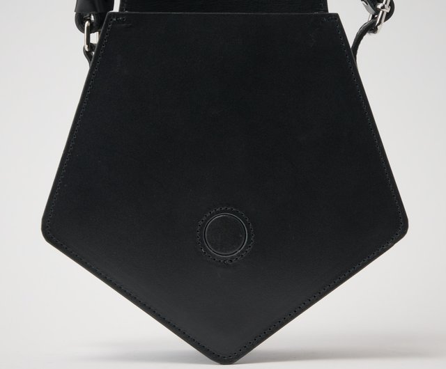 h　レザーショルダーバッグ黒 ヒロフ HIROFU 【アンディーナ】レザーショルダーバッグ S 本革