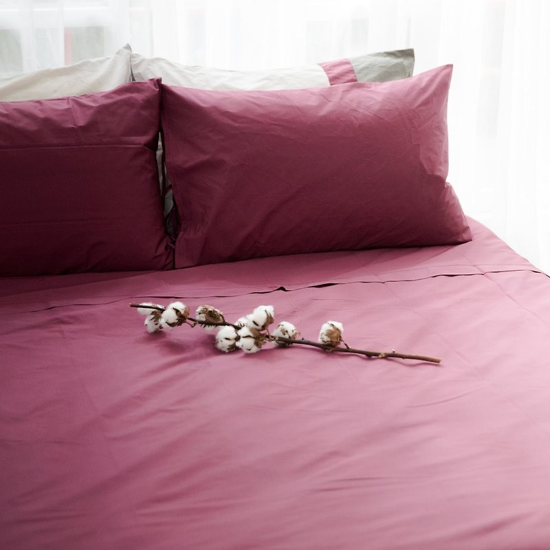 標準_100%有機棉雙人標準床包_酒紅色/在我心園深處 - 寢具/床單/被套 - 棉．麻 紅色