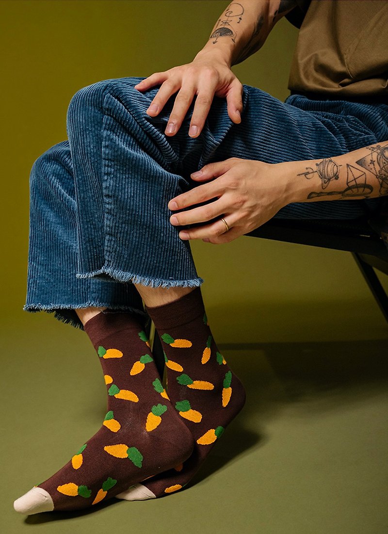 Carrot cute socks men and women tube socks tide socks all-match cartoon couple socks - Socks - Cotton & Hemp Brown