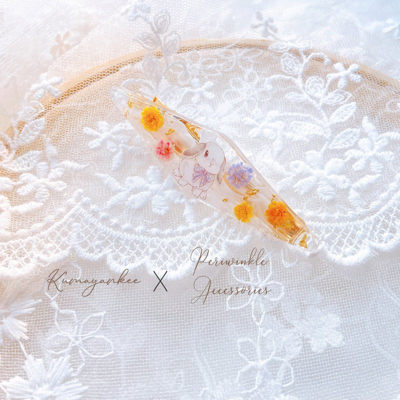 Bunny hair clip with Japan imported flowers - เครื่องประดับผม - วัสดุอื่นๆ หลากหลายสี