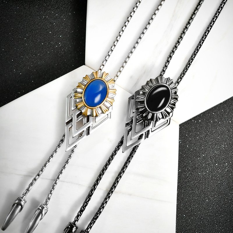 Medal of Honor Paul Tie Bolo Tie Necklace Metal Rope Tie Long Necklace - เนคไท/ที่หนีบเนคไท - โลหะ สีเงิน