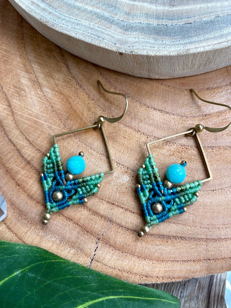 E035エスニック風南アメリカのワックスワイヤー編み真鍮ビーズTianheストーンビーズイヤリング（耳フック/耳クリップ） - ピアス・イヤリング - その他の素材 グリーン