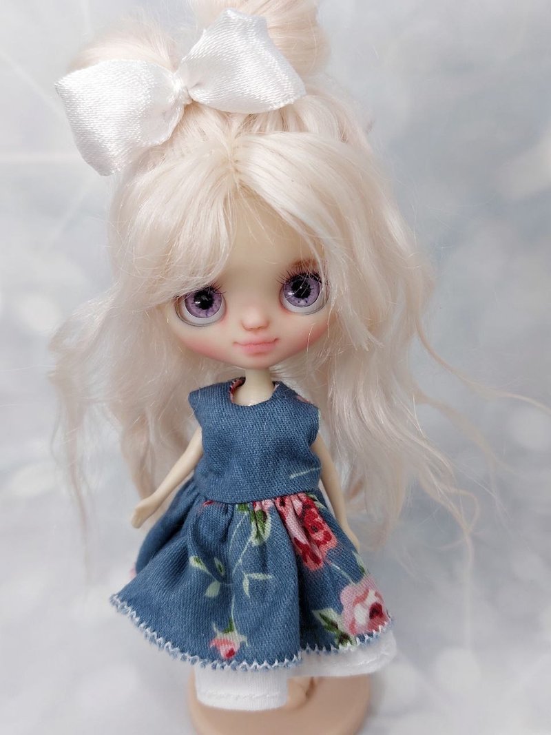 Cute little doll Blythe with light pink hair - 公仔/玩偶 - 塑膠 粉紅色