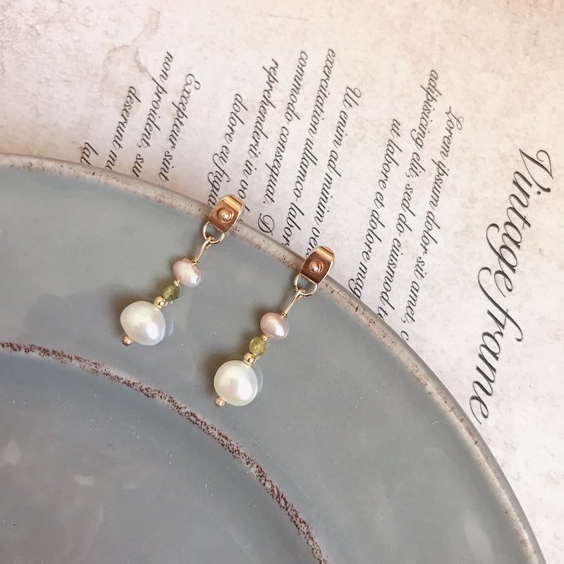 Dryades. Forest Pearl Design - Forest Princess - Earrings & Clip-ons - Pearl Gold