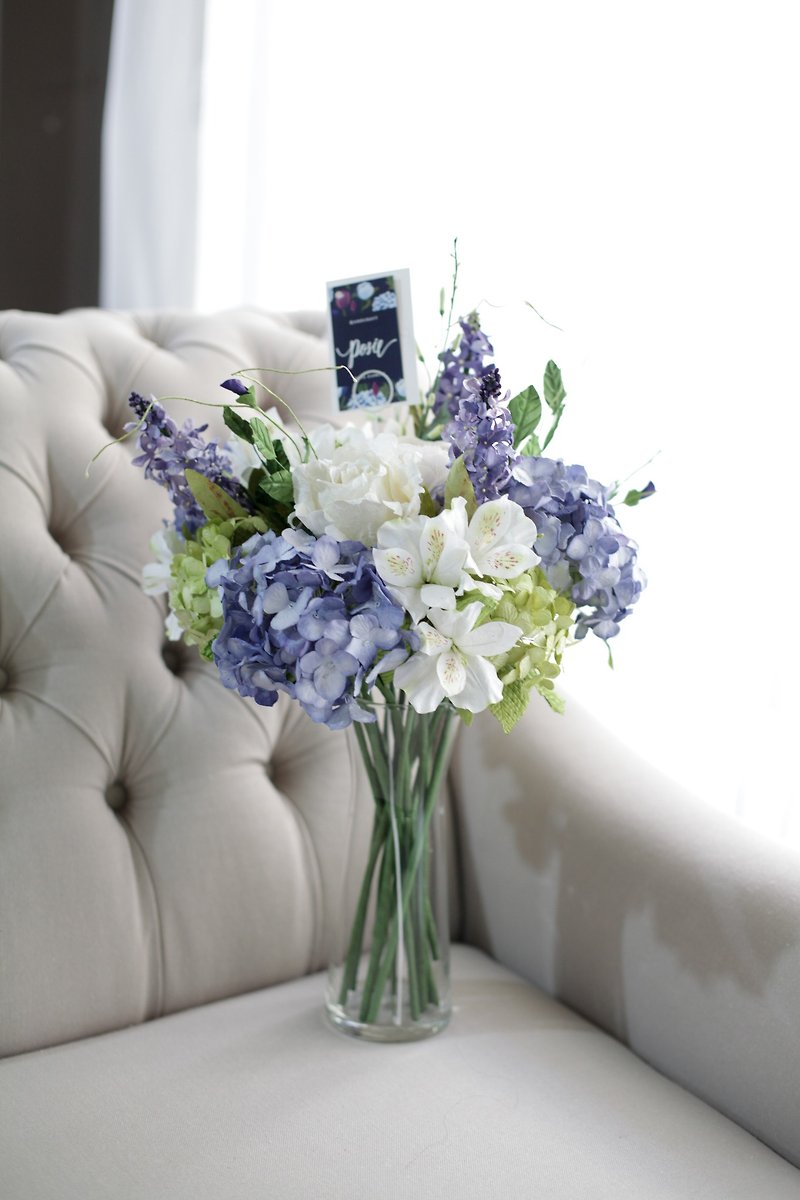 PR013 : Posie Rooms M Size Flowers, Blue Lilac 16" length - Items for Display - Paper Blue