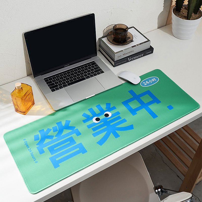 E-sports gaming mouse pad in business, extra large desk pad in rest, cute mouse pad - แผ่นรองเมาส์ - ยาง 