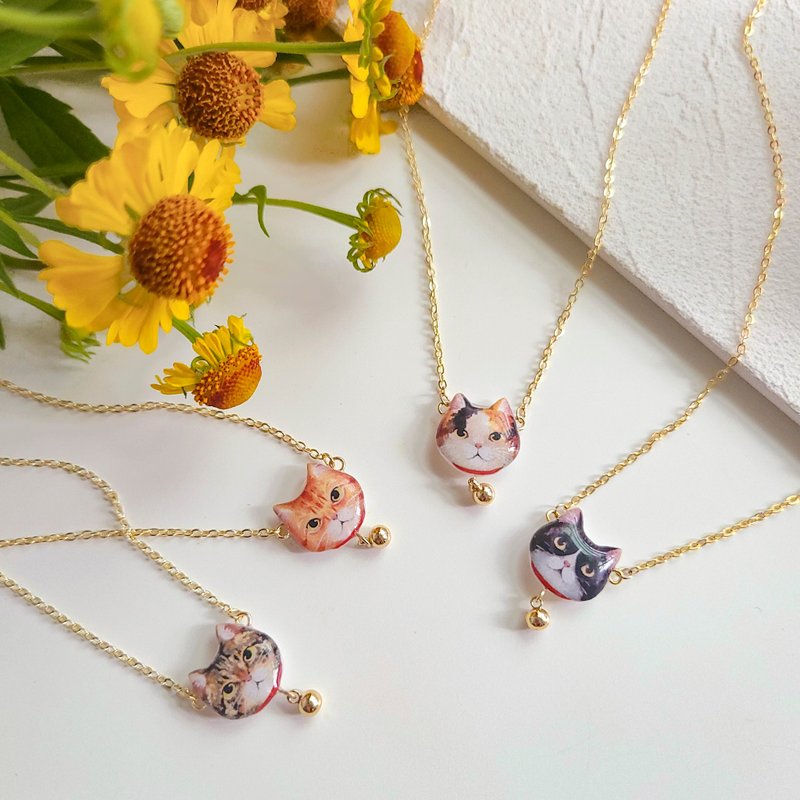 Animal series-cat necklace with bell - สร้อยคอ - เรซิน หลากหลายสี