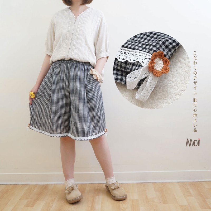 Forest breath weaving * soft cotton yarn country lace weaving fine plaid shorts - กางเกงขาสั้น - ผ้าฝ้าย/ผ้าลินิน สีเทา