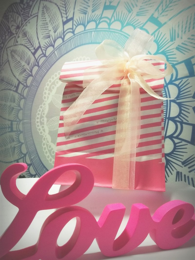 バレンタインデーの包装+ラブギフトへのVEDA無料アップグレード（メインの製品チェックアウトで注文に参加してください） - ラッピング - 寄せ植え・花 ピンク