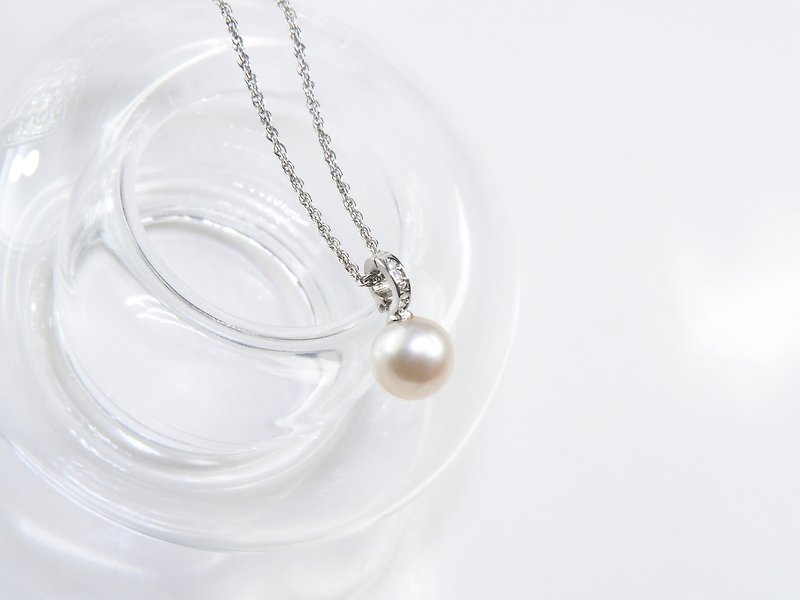 Seeking Dreams | Natural Freshwater Pearl / Gold and Silver Chain / Single | Natural Pearl Necklace - Necklaces - Pearl Multicolor