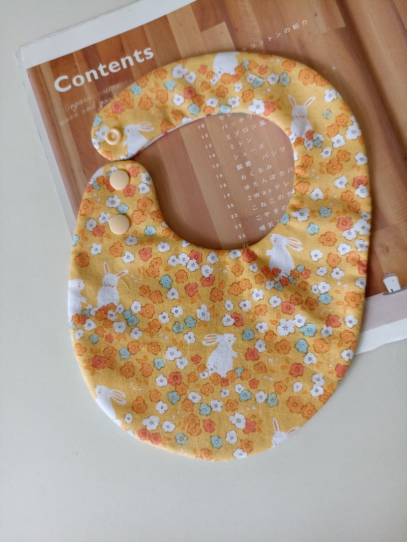 [Shipping within 5 days] Full month gift bunny baby bib side buckle bib bib - ของขวัญวันครบรอบ - ผ้าฝ้าย/ผ้าลินิน หลากหลายสี