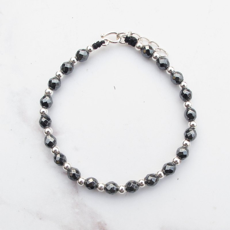 Big staff Taipa [manual silver] black gallstone × silver beads natural stone bracelet handmade sterling silver - สร้อยข้อมือ - เครื่องเพชรพลอย สีดำ