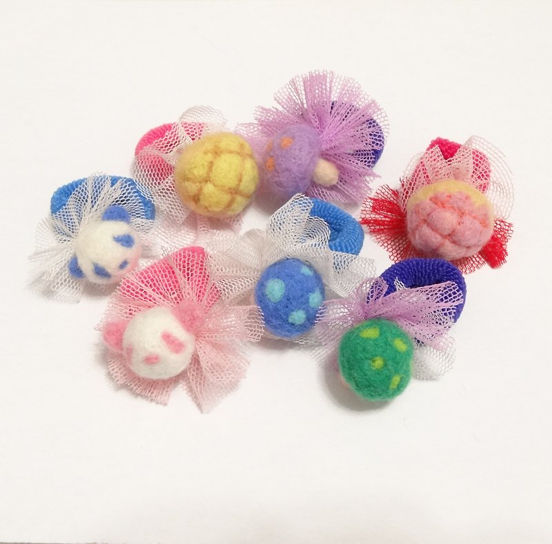 wool hair ring for children(Single ball) - Wool felt - เครื่องประดับผม - ขนแกะ หลากหลายสี