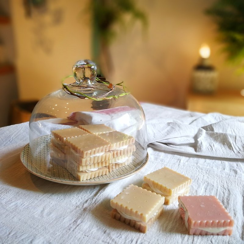 Natural taste _ chocolate biscuit handmade soap - wedding gift, exchange gifts - ผลิตภัณฑ์ล้างมือ - พืช/ดอกไม้ สีนำ้ตาล