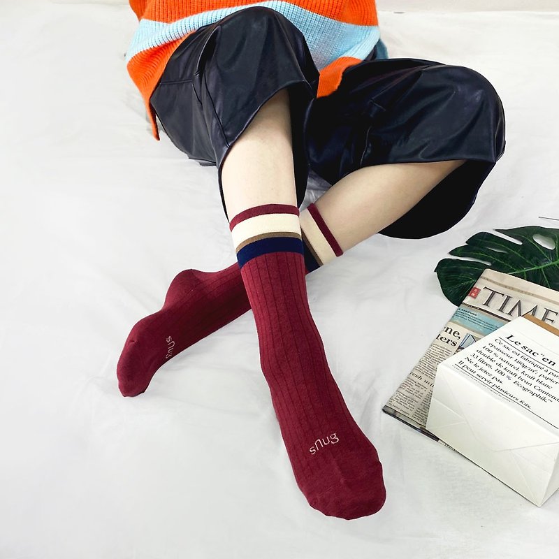 [College style tube socks jujube red] ins wear deodorant socks made in Taiwan - Socks - Cotton & Hemp Red