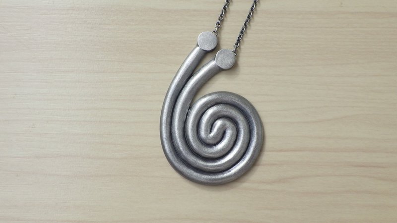 Snail Pendant - 項鍊 - 其他金屬 銀色
